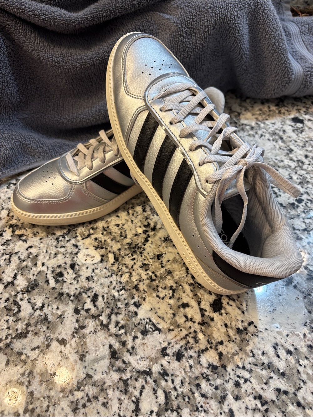 Adidas Breaknet Sleek Sneakers - Picture 3 of 6